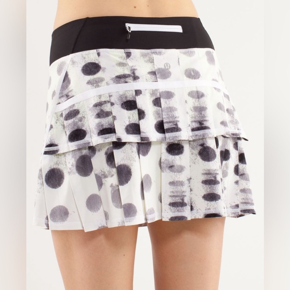 Lululemon Run: Pace Setter Skirt (Tall) Seaside Dot White Size 4 Tall - Picture 5 of 10